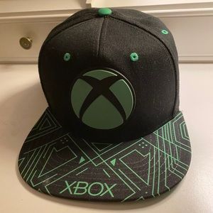 Green and black Xbox SnapBack